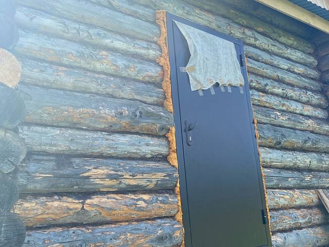 Замена окон и дверных коробок в брусовом доме в селе Барынино